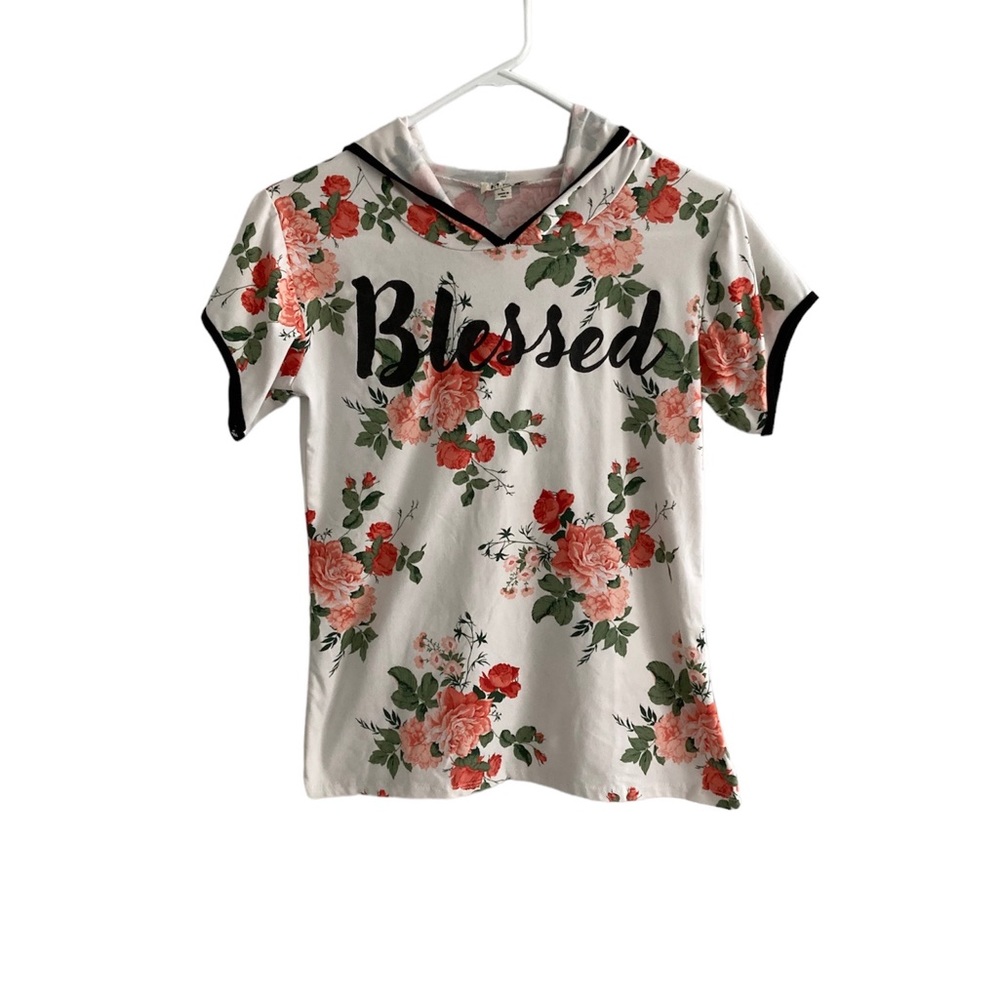 Blessed HEY Collection Short Sleeve Hoodie Shirt Girls Size Large Floral Vintage